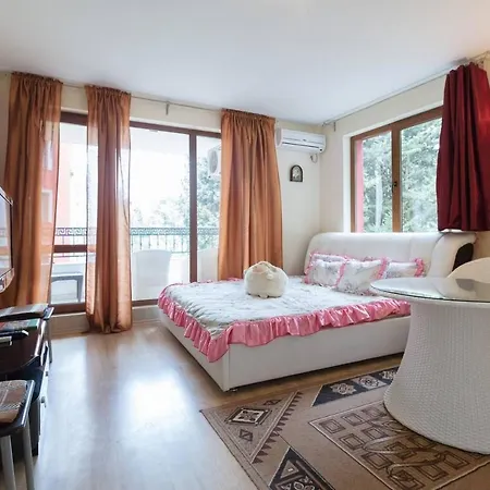 Апартамент Beachfront Studio! ❤ Sea View❤at❤ Слънчев бряг